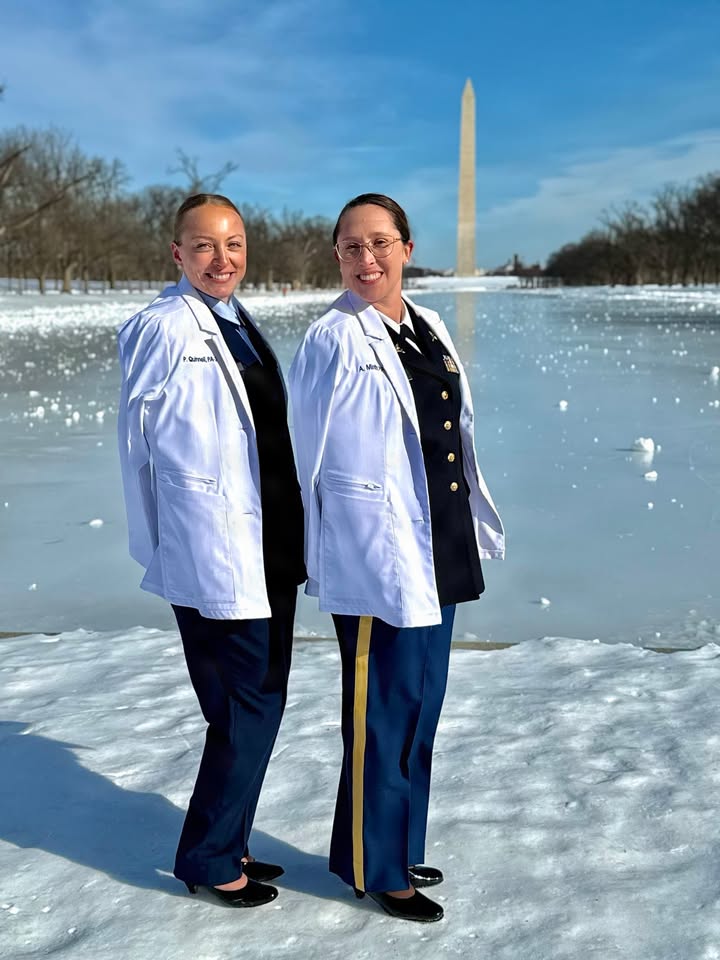 WRNMMC_DHA's tweet photo. Fresh silver bars. New white coats. One powerful mission ahead.
Meet Walter Reed’s newest Interservice Physician Assistant Program (IPAP) graduates!
https://t.co/uQRyOXIZkf
#IPAP #WalterReed https://t.co/slGYkxVFQq