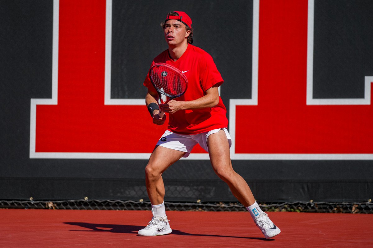 UGAtennis's tweet photo. Double Dawg Debut‼️

Freshmen Salvador Price and Cooper Johnson made their first starts as Bulldogs in today’s win over Eastern Kentucky.

#GoDawgs https://t.co/6VQnuxVGPA