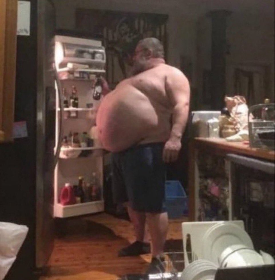 LeaseDiaryHQ's tweet photo. Me as a landlord eating my rental income😌: https://t.co/kqtdV41TJX