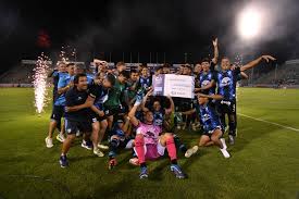 #CopaArgentina 32 avos

#RosarioCentral 2-0 #SpBelgrano 

#CentralCórdobasSdE 2-2 #GimnasiaJ (4-5)

Santiagueños y jujeños pasan a Octavos.