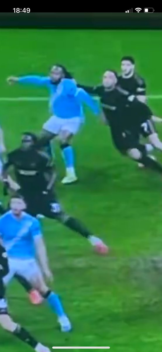 Fredrik Vallerström tweet media