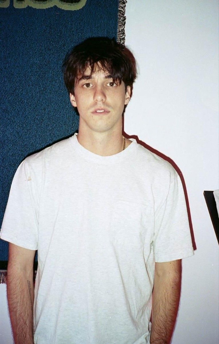 gothalicism's tweet image. looksmaxxers wouldnt comprehend the hold this man had on women and girls ages 14-25