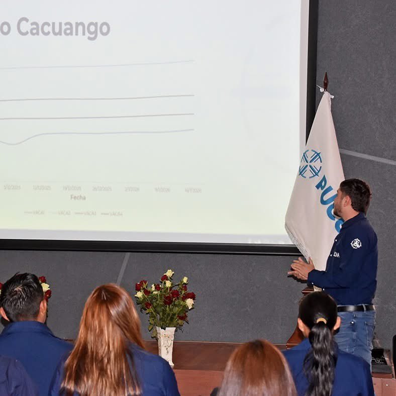 pucesedeibarra's tweet photo. 🌱🤝 PUCE Ibarra socializó los resultados del proyecto “Acompañamiento Productivo” junto a las comunidades del Lago San Pablo.
.
.
#vinculacion #Pucei https://t.co/xjo8f7g4Vi