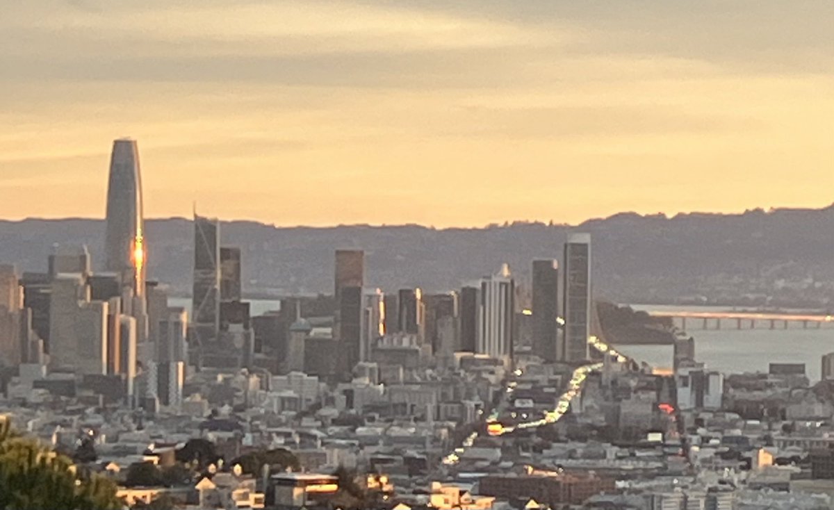 John Trasviña tweet media