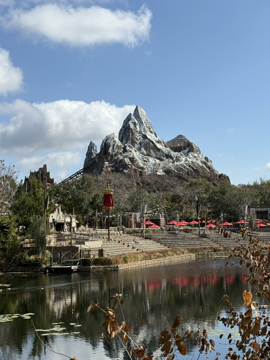 ᴊɪᴍ tweet media