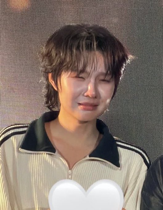 eyeyaaaaaaaa's tweet image. ป้าโอ๋เมื่อวาน                                     ป้าโอ๋วันนี้