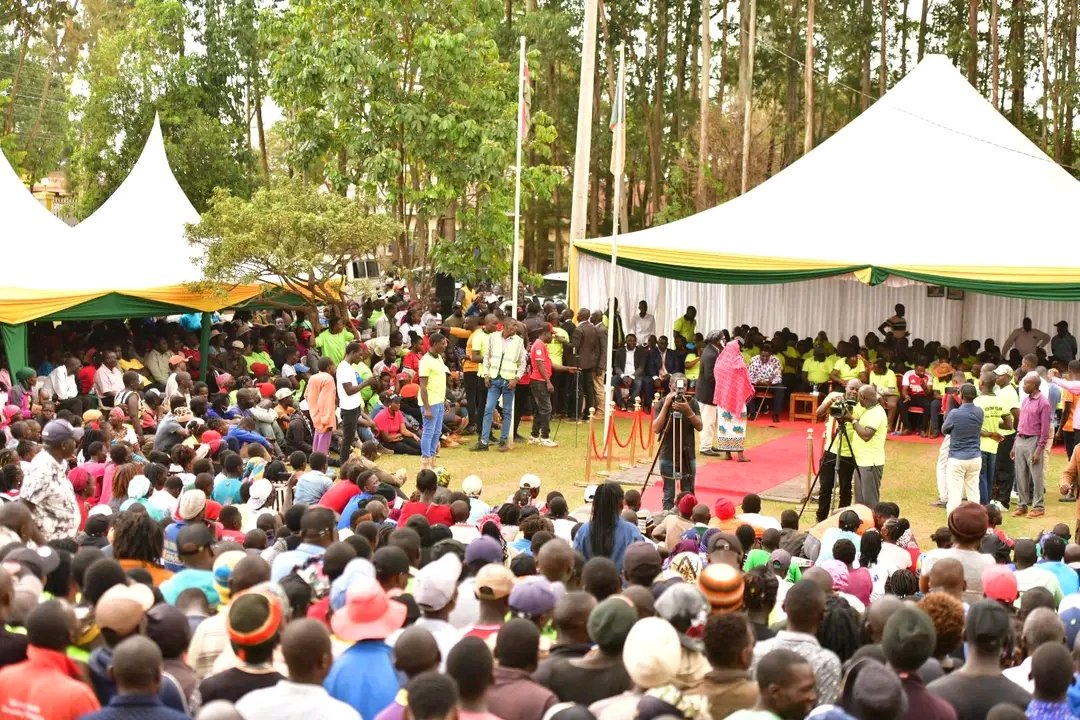 DAP_Kenya's tweet photo. Today at Kiminini Town Conferment, PL @EugeneLWamalwa hailed Gov @GeorgeNatembeya for transforming Trans Nzoia after years of poor leadership Tano Tena to cement gains, as the Party Leader advances to seek the Presidency. DAP-K welcomes @edwinsifuna, @Honcalebamisi &amp; Hon. Osotsi. https://t.co/BwA25eVSmS
