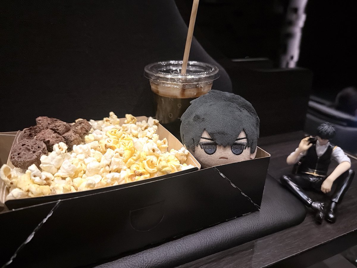 109シネマズプレミアム新宿さんすごかった…！
S席の真ん中で贅沢に鑑賞させていただき大満足₍ᐢ⸝⸝› ̫ ‹⸝⸝ᐢ₎💚ྀི