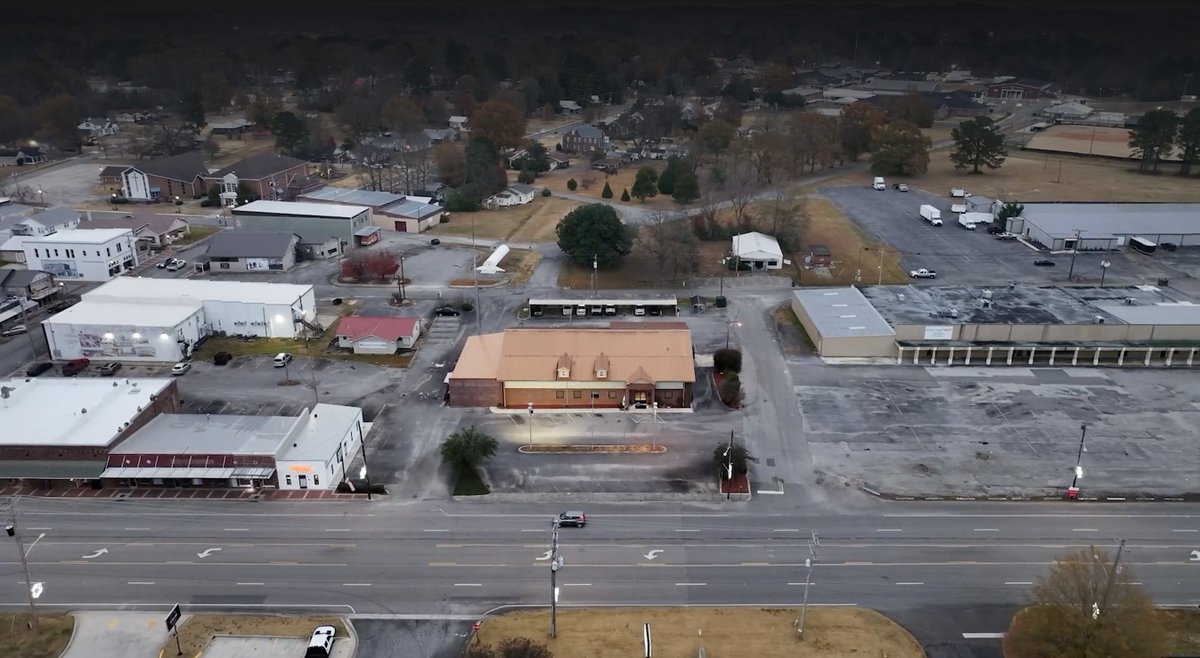 Rob Picheta tweet media