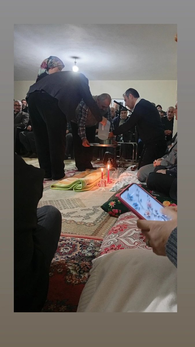 Bugünkü Hızır Cemi🕯️🙏
Aşk ile Hü 🕯️