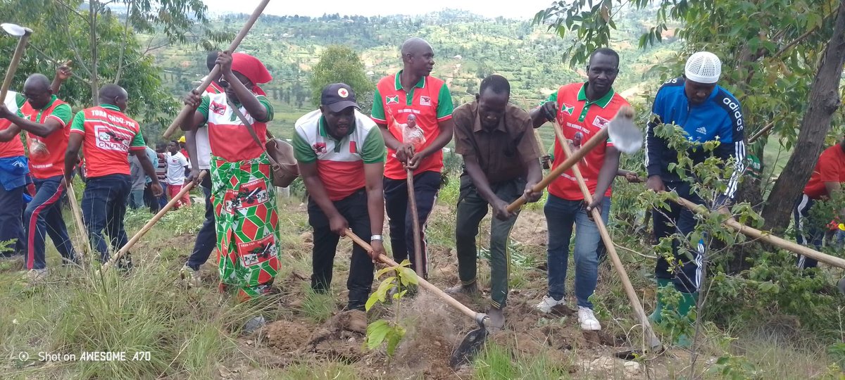 CNDD-FDD BURUNGA tweet media