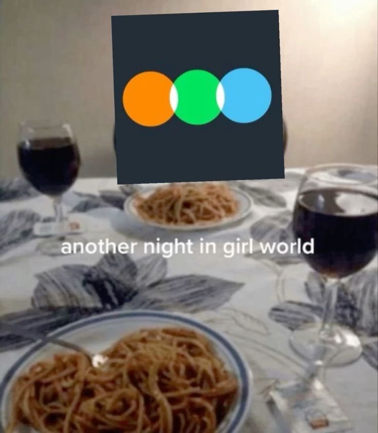 ev1lzaso's tweet image. watching movies on Valentine’s Day