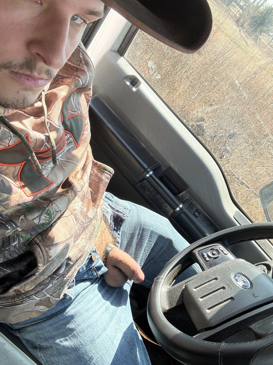 Commando cock tweet media