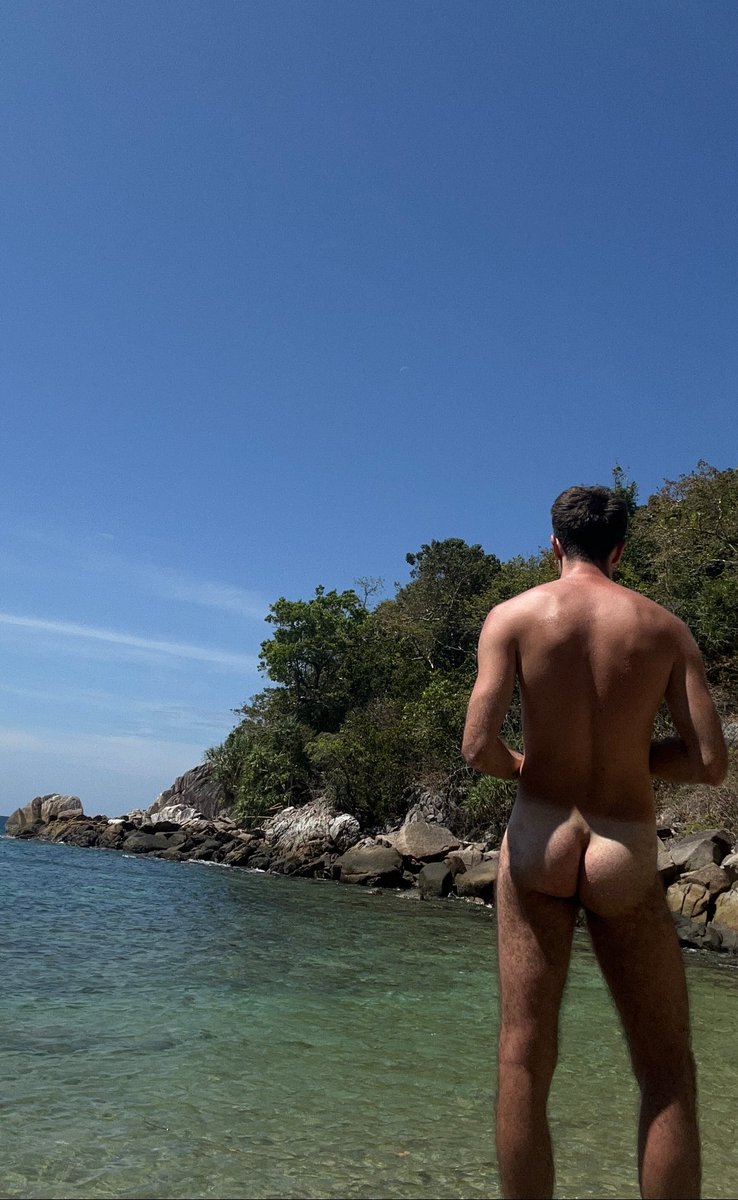 AgronXL's tweet photo. А вот и отчет с похода на пляж 😌 #เกาะหลีเป๊ะ #KohLipe #Нюдсочетверг https://t.co/lgd7Ds8p3C