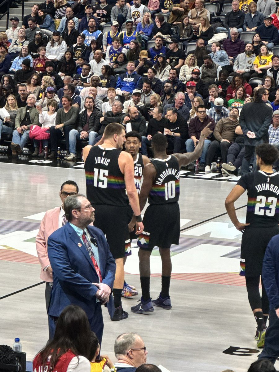 LGturf's tweet photo. Second time seeing PSU legend Jalen Pickett this season. Great Nuggets win last night 😎😎 https://t.co/JdZiMfypaK