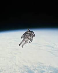 Boogiebuysol's tweet photo. Lets start a $astronaut movement.

Here's how its going to work.

Every person in this community (152 and growing) has a task.

Make a tweet with $Astronaut and CA in it and tag 5 friends or KOLS.  

If every holder does this, we will have 750 new people looking at $Astronaut.

Moon.

CA:BvQiEjhYStePdsU4QejCvJUDF9Z7VXagJHvK7D5qpump