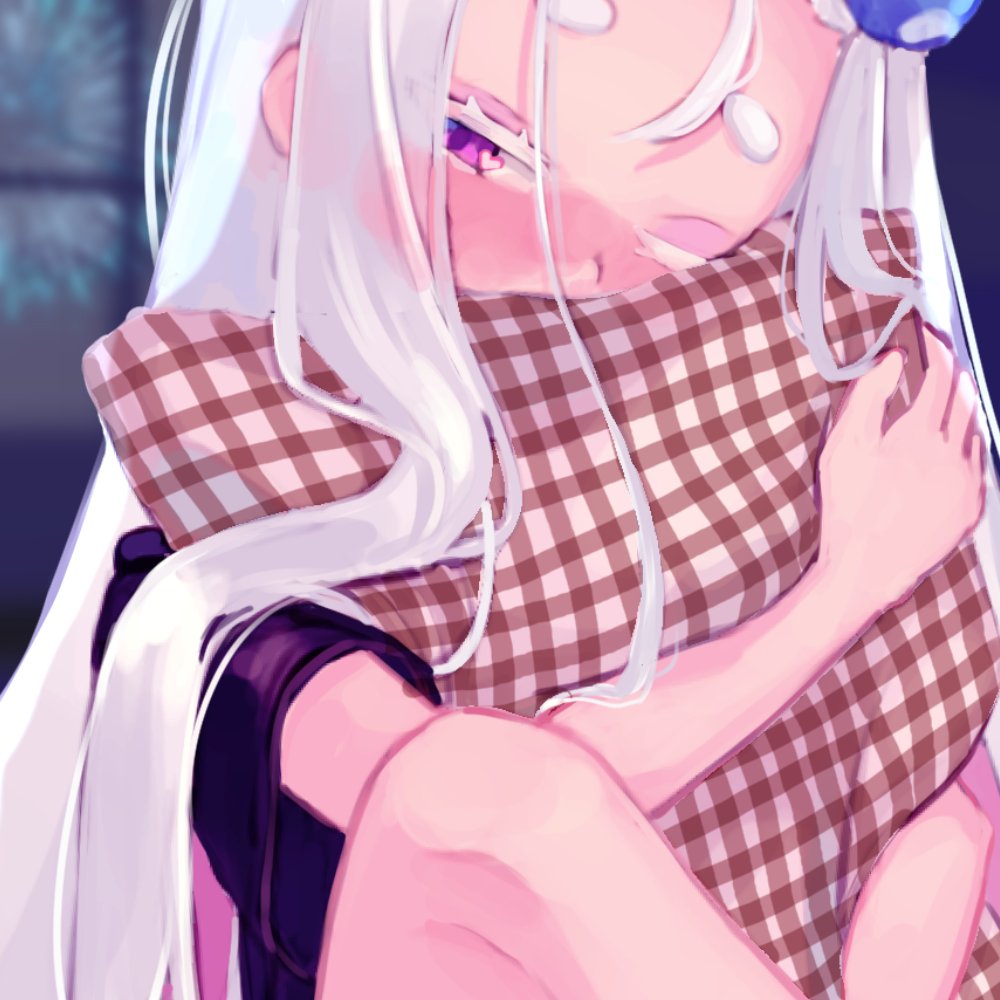 sorry I havent been streaming as much as I normally do this week! I have been trying to heal a week long migraine QwQ I have to force myself to not go live every day hehe... I miss you!!
I hope you're doing well!