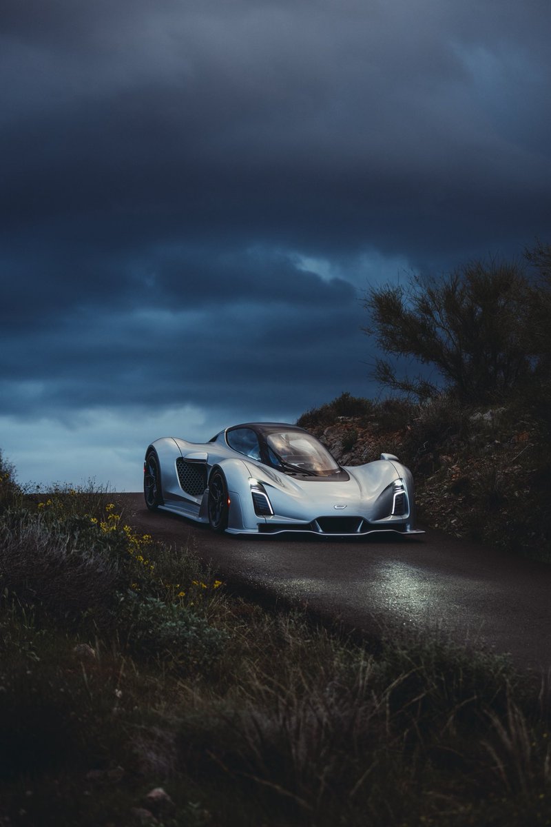 Czinger Vehicles tweet media