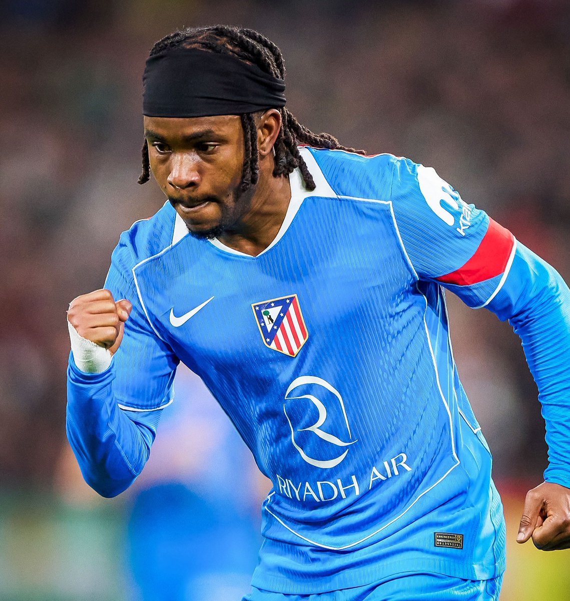 RodinSimi's tweet image. Look at the hype Ademola Lookman is getting for today's class between Atletico Madrid vs Barcelona.

I have never seen Victor Osimhen get the same hype when it's Galatasaray vs Fenerbahçe.

You guys now understand the career choices sometimes makes you a great player.

Osimhen is…