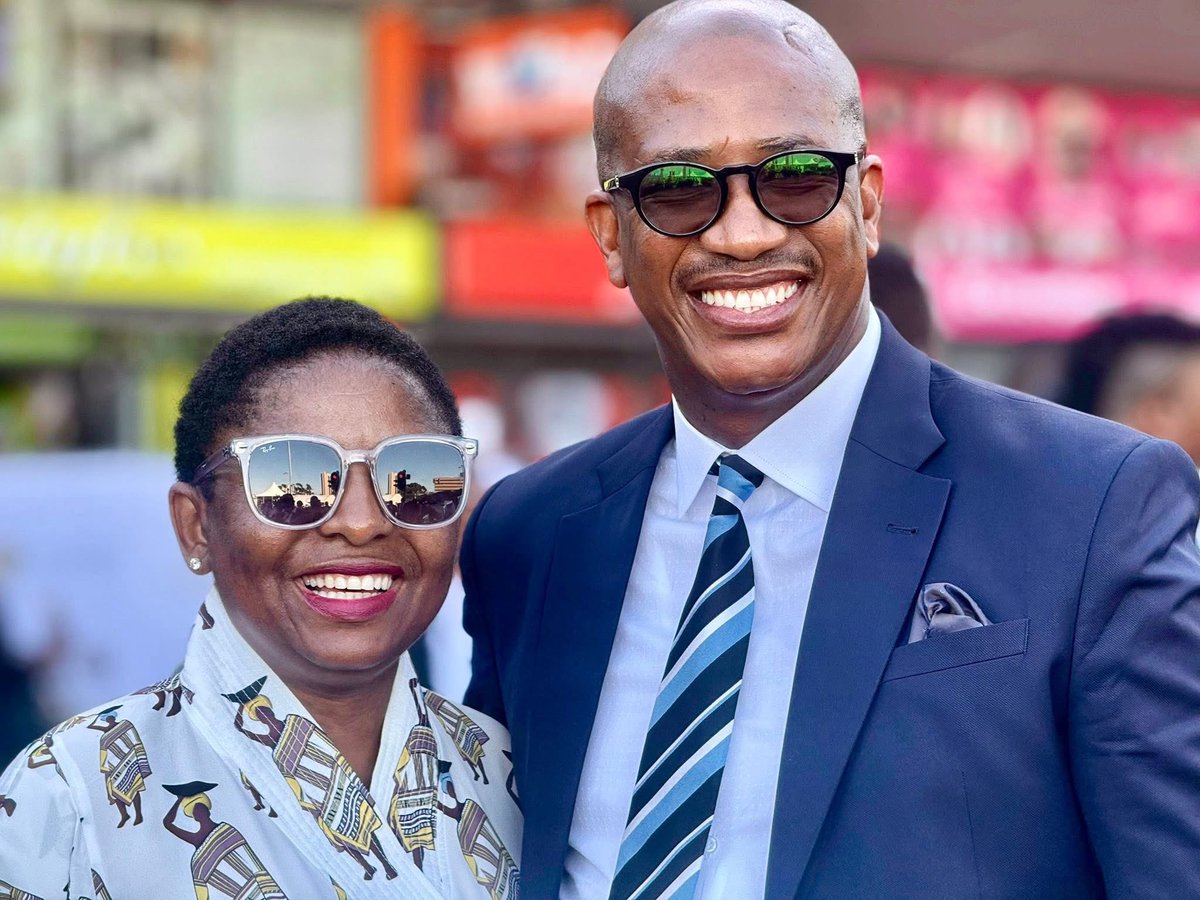 Khu_Ntshavheni's tweet photo. Wearing Local at SONA 2026. Channeling the spirit of Dzikhadzi who presided for generations courtesy of Rubicon Clothing. Even Minister Manamela and Deputy Minister Morolong are wearing local.
#RubiconClothing
#Rubicon
#supportlocalbusiness
#SupportLocalJobs ๐ฟ๐ฆ https://t.co/jI3Wos1K6r
