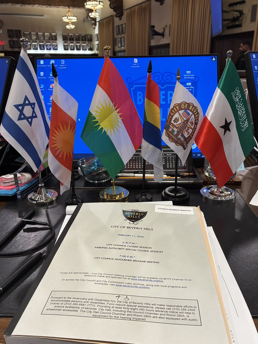 SyriacAnalysis's tweet image. To the Syriacs: Do you see a Syriac (#Assyrian/#Aramaic) flag there? 

No, and that will not change. 

The Western #DeepState only recognises Kurds and Druze – that's it. 
They definitely do not want to see Oriental Christians (#Syriacs) in #Syria and #Iraq.