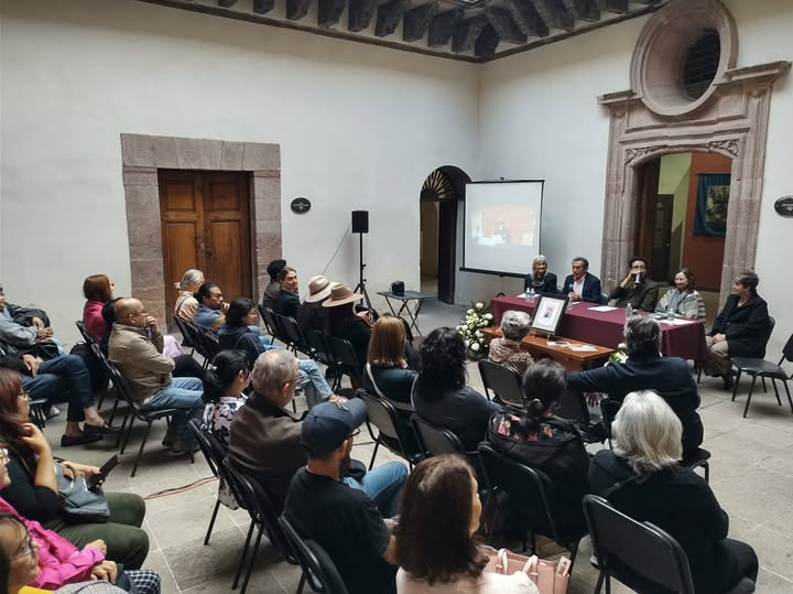 Emotivo homenaje a Víctor Sahuatoba, muchas gracias a quienes nos acompañaron. #CasadeAllende