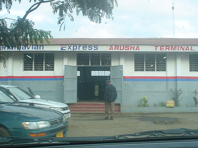 SouthernBuses's tweet photo. #TBThursday chuma zilikuwa miaka ya mbele sana.. hata hivi leo angerudi kwa standard za miaka ile, angekimbiza sana. #ScandinaviaExpress https://t.co/KnWyN7PKHb