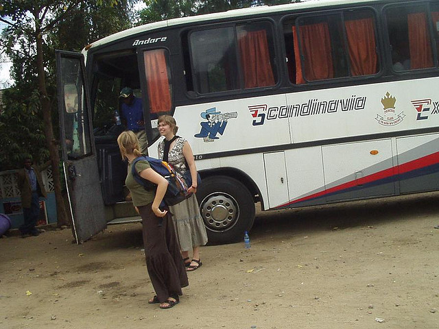 SouthernBuses's tweet photo. #TBThursday chuma zilikuwa miaka ya mbele sana.. hata hivi leo angerudi kwa standard za miaka ile, angekimbiza sana. #ScandinaviaExpress https://t.co/KnWyN7PKHb