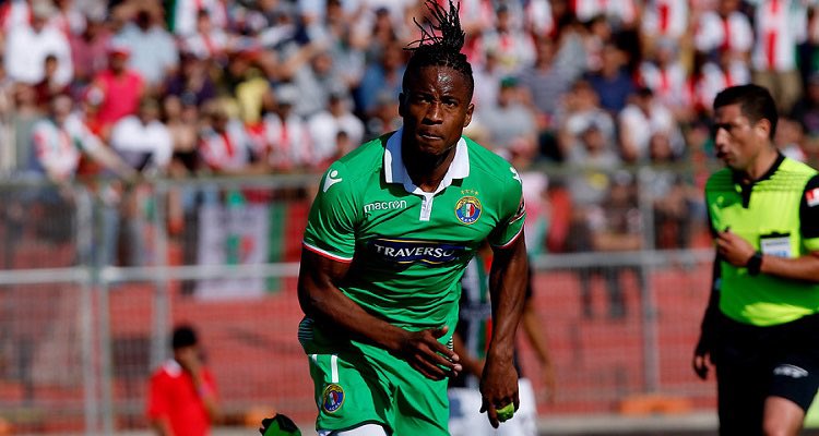 PopularyEterno's tweet image. Sergi Santos es una opción para ser nuevo refuerzo de #ColoColo; fue ofrecido en enero, como comentó @Claudi0Canari0.

La #UC también está interesada en el extremo brasileño, que está libre tras su paso por el #HoustonDynamo de la MLS.

Vía: @adnradiochile.