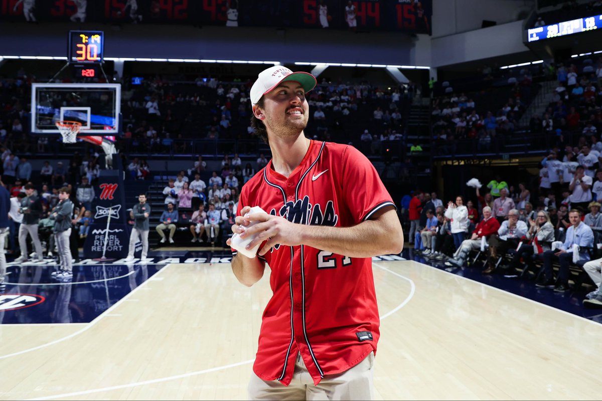 Ole Miss Baseball tweet media