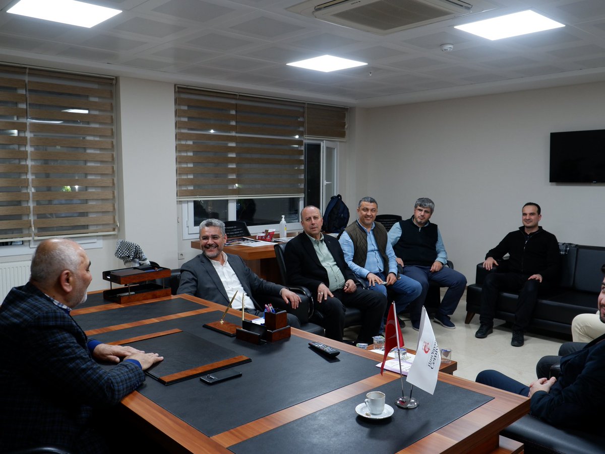 İlim Yayma Cemiyeti Genel Merkez Orta Anadolu Bölge Koordinatörü Şakir Cangil ve Batı Bölge Koordinatörü Bedrettin Gürpınar, Adana Şube Yönetim Kurulumuzu ziyaret ettiler. <a href="/iycgenelmerkez/">İlim Yayma Cemiyeti</a>