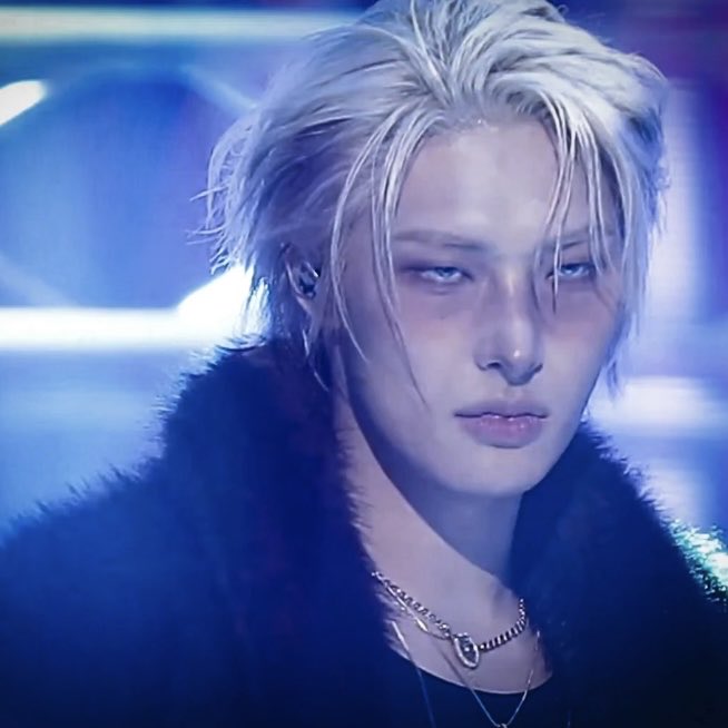 lesbians4woogi's tweet image. walk with me