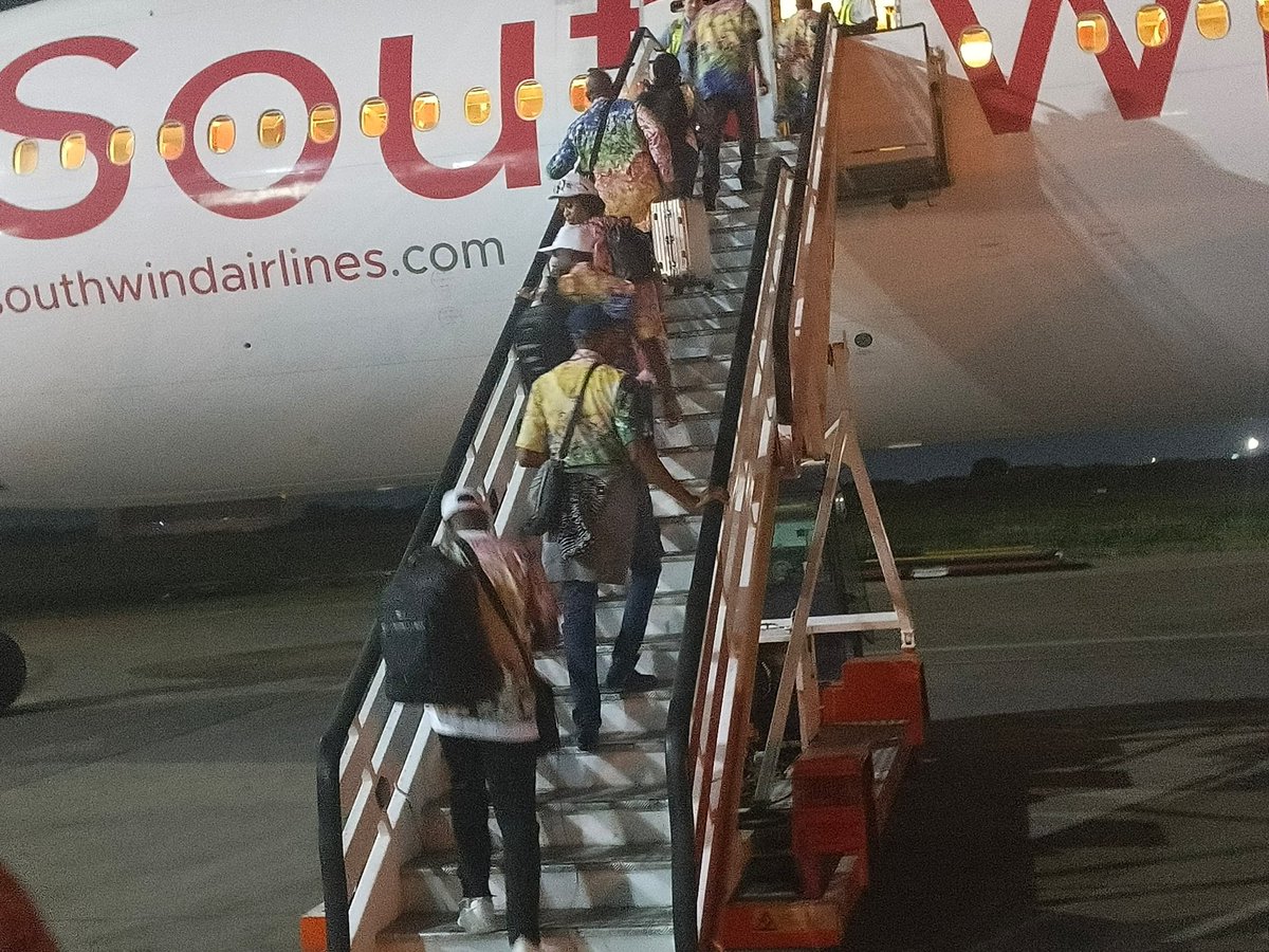 followlasg's tweet photo. SECOND BATCH OF LAGOS PILGRIMS DEPARTS FOR JORDAN, ISRAEL

https://t.co/0biKFK7eja

@jidesanwoolu @drobafemihamzat @gbenga_omo @gboyegaakosile @LanreBajulaiye @BarrBimbola @Mr_JAGs @Riddwane
#AGreaterLagosRising 
#LASG https://t.co/PWqxkF17RY