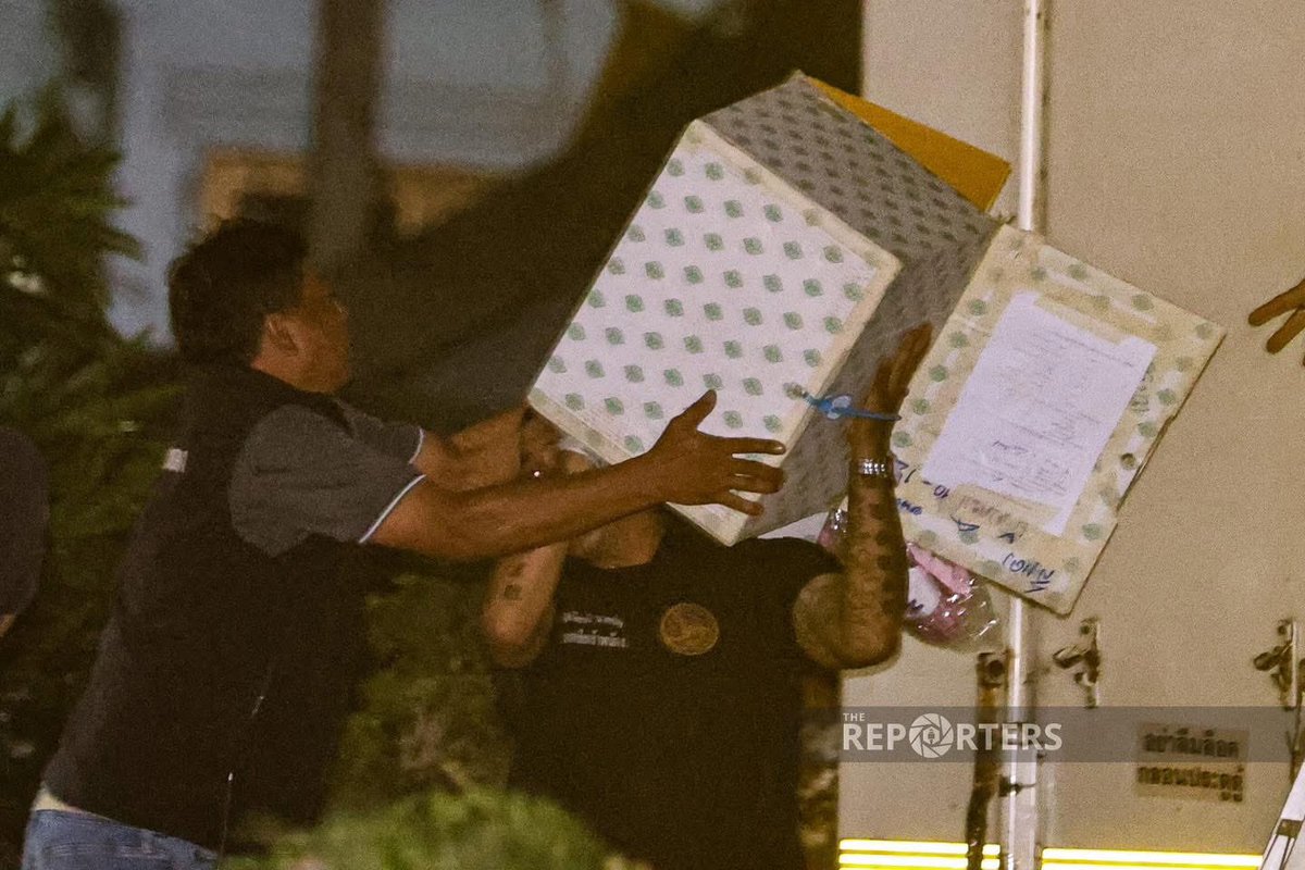 กกต.ชลบุรีต้องติดคุก
กดต.7 ตัว กะอิแหวง ก็ต้องติดคุก

กล่องเปิดเจิบเหวิ่บขนาดนี้ ไหนอ่ะบอกว่าซีลหมดแล้ว ตอแหลม

facebook.com/share/p/1DYHW6…

#ชลบุรีเขต1 #กกตต้องติดคุก