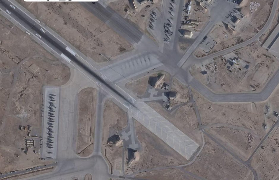 #انقلاب_شیروخورشید #ایران #آمریکا  #مذاکرات #خاورمیانه. رویترز نشان می‌دهد که نیروهای ارتش ایالات متحده در پایگاه هوایی #العدید در #قطر، موشک‌های #پدافند هوایی «#پاتریوت» خود را روی پرتابگرهای متحرک کامیونی مستقر کرده‌اند برای قابلیت جابجایی سریع‌تر و انعطاف عملیاتی بیشتری.