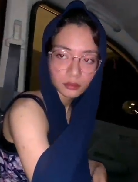 video.twimg.ca/amplify_video/…
cdn.videy.co/W6ghuRhh1.mp4