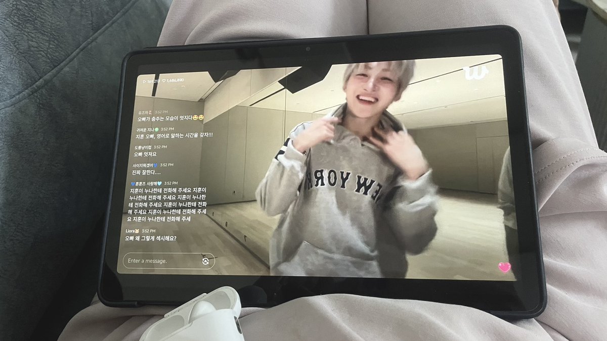 jihoo tweet media