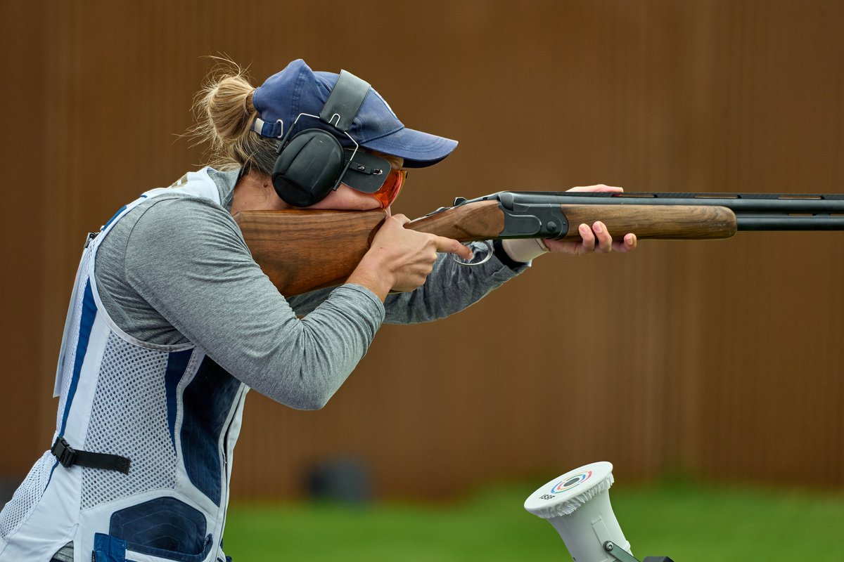 rfedeto's tweet image. ♀️ Femenino

6️⃣ Fátima GÁLVEZ 119
1️⃣7️⃣ Mar MOLNÈ 111
2️⃣0️⃣ Beatriz MARTÍNEZ SORDO 107

La @rfedeto traslada su agradecimiento al #TeamESP de Trap por el trabajo desplegado en Doha y por representar con talento, esfuerzo y orgullo a nuestro país.

#FosoOlímpico #trapShooting