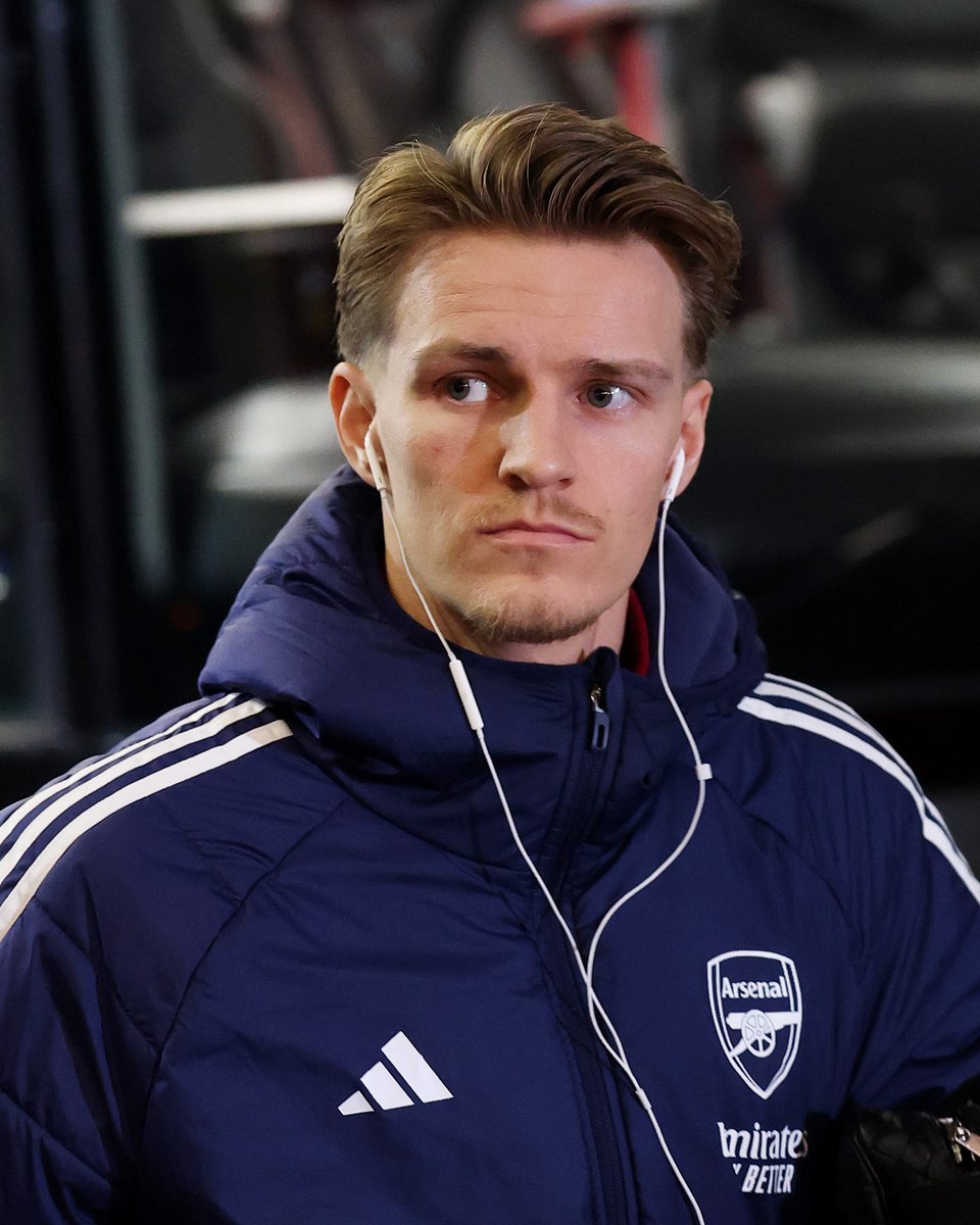 Arsenal's tweet image. Back in the squad 👊