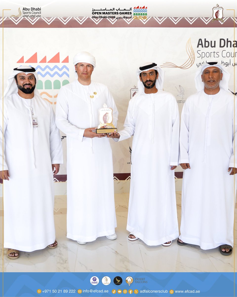 ADFalconersClub's tweet photo. استقبل نادي أبوظبي للصقارين السيد درو بالدوين (Drew Baldwin) من اللجنة الأولمبية الدولية، وضيف شرف ألعاب الماسترز في أبوظبي، وذلك خلال منافسات اليوم الختامي لبطولة الماسترز للصيد بالصقور 2026.
#نادي_أبوظبي_للصقارين #مجلس_ابوظبي_الرياضي #بطولة_ألعاب_المساسترز #صقارة #أبوظبي #تراث https://t.co/vqVLxML8Ej