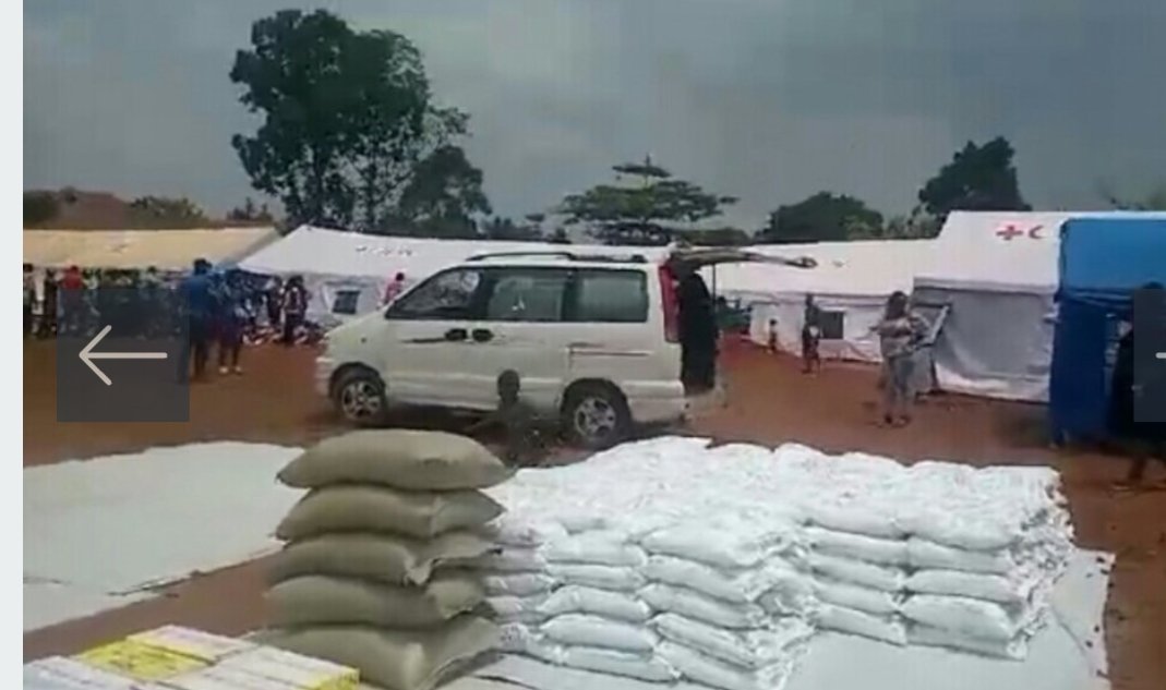 JamesJames408's tweet image. I recall delivering essential items to the Kiteezi landslide victims during a challenging time. I've been trying to follow up and ensure everyone's safety in the affected area #kiteezi #relief