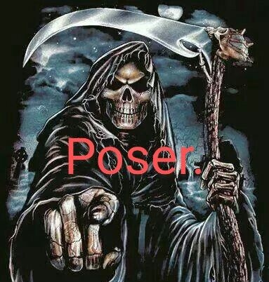 Me niego a admitir públicamente como, por qué y hace cuanto faneo a 5sos pq me van a mirar asi