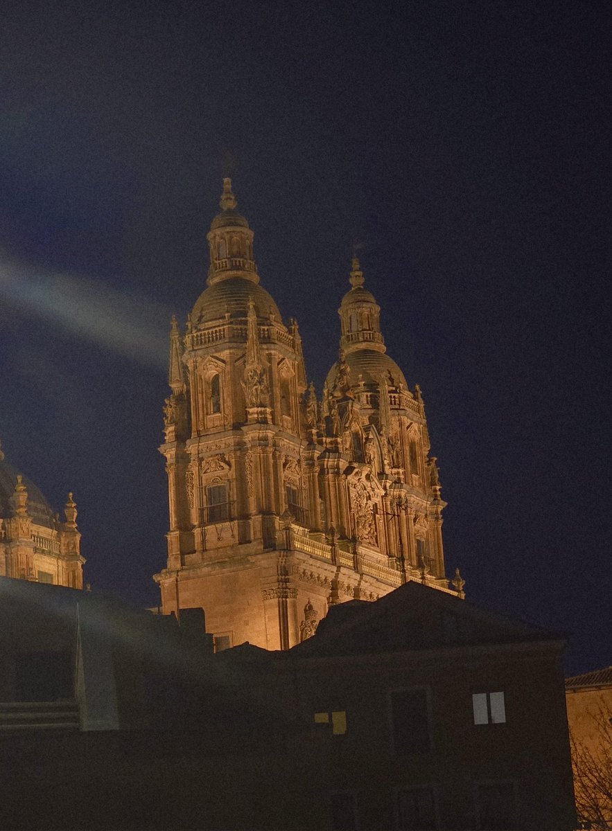 Salir de clase y mirar. Salamanca ❤️