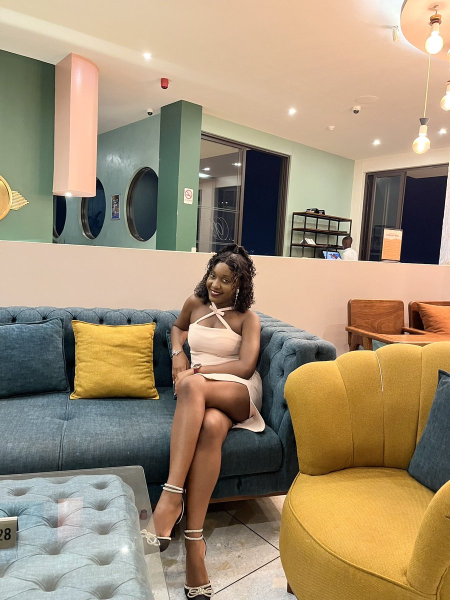 marthameyveis's tweet image. I forgot to post this on 6th 🥳🎂🍾