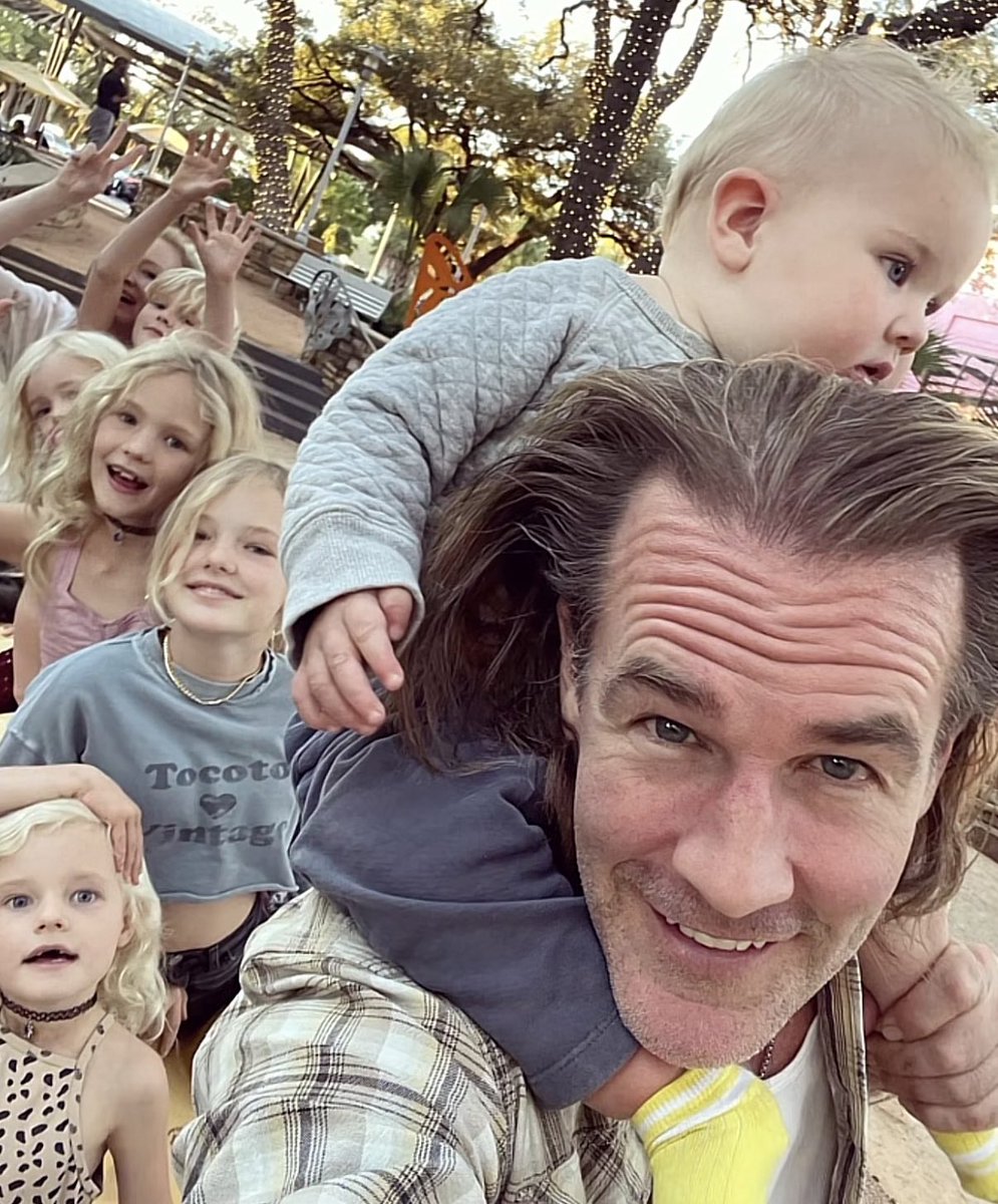 Oli London tweet media