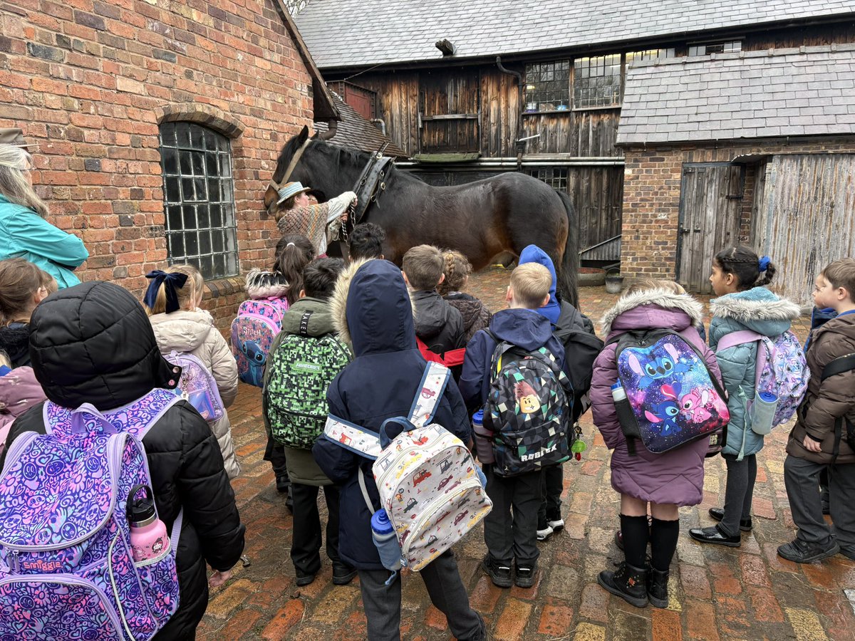 St John's Primary Academy tweet media