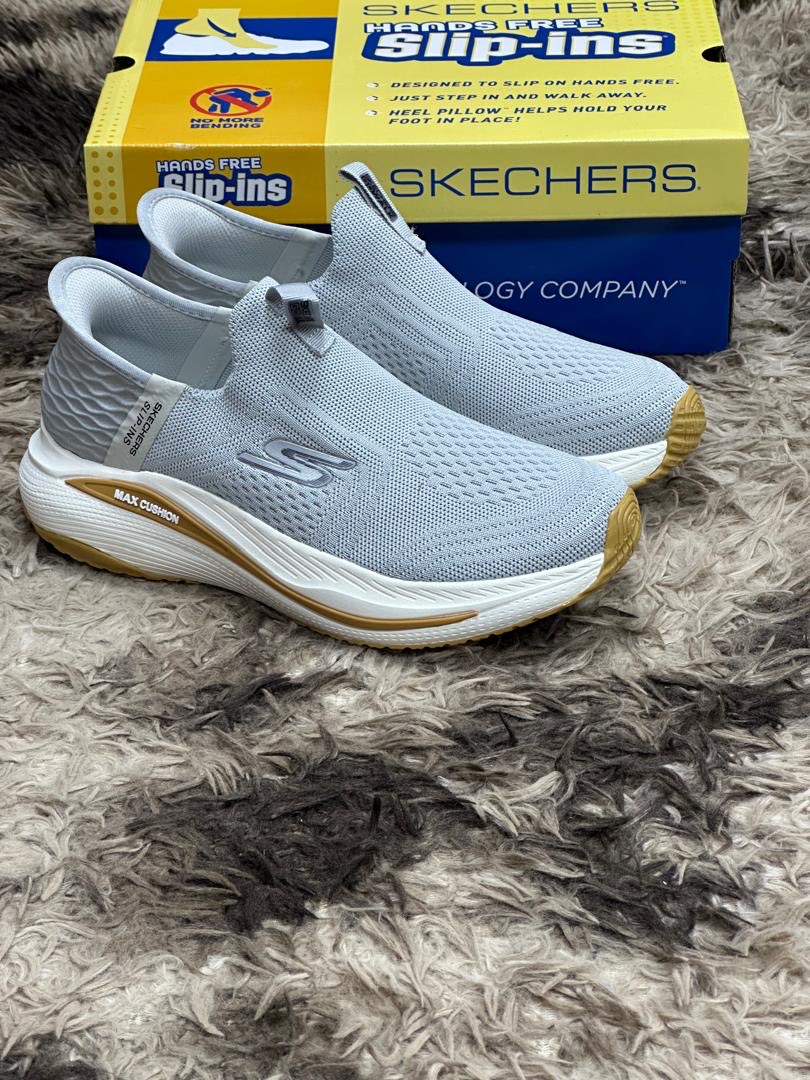 Ismailyau52's tweet photo. Original Skechers https://t.co/Nx5p2tQY25