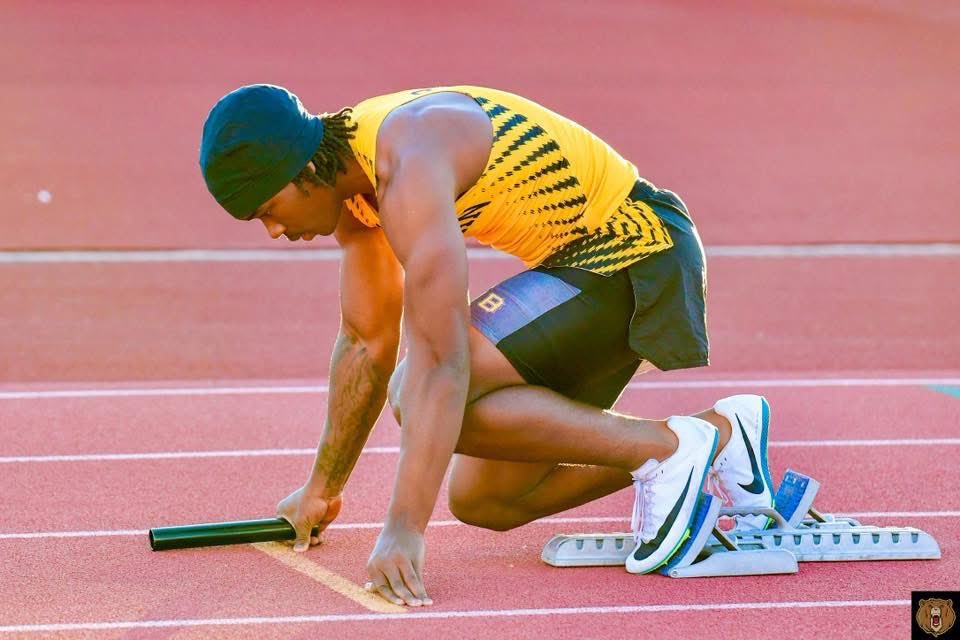 JAYMITCH_1's tweet image. Meet 2…another opportunity to separate.

Let’s work. 🏁

#SpeedKills #TrackToField #TexasHSFB  #TXHSFB  #RecruitThe210 #RecruitBrennanBears #HighSchoolFootball #OFFERSZN 
#2028watchlist