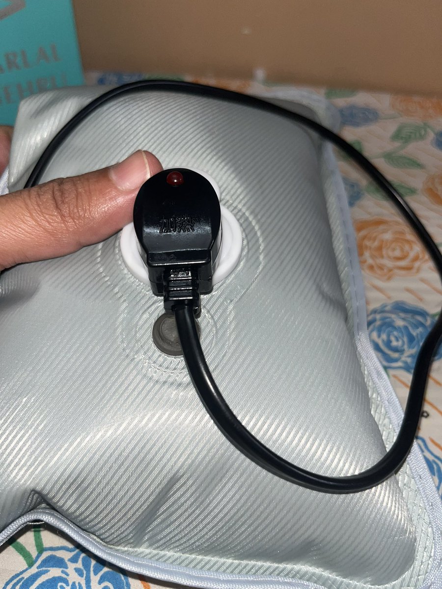 A ₹150 hot water bag in Made in China being sold in India for a decade.

Even basic everyday products are imported.
India imports about $115B from China, exports just $14B.
Trade deficit: nearly $100B.

Are we truly becoming self-reliant, or just raising slogans?

Watch 👇🏻