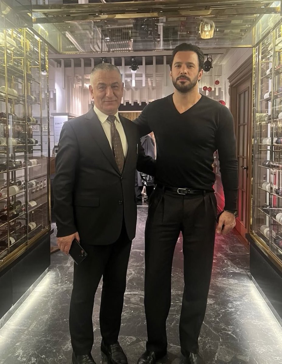 NEW 📸

Barış Arduç'un bulunduğu bir mekandan fotoğrafı paylaşıldı 

#BarışArduç